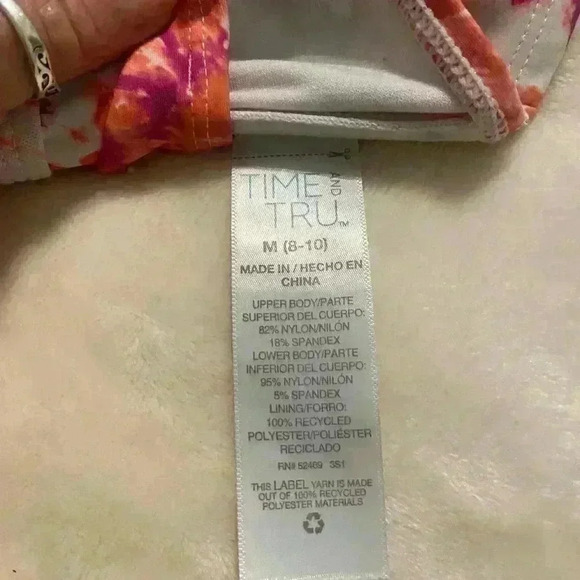 Time & Tru baby doll tankini top with padding in bra & lining in top. SIZE MED - Picture 4 of 6